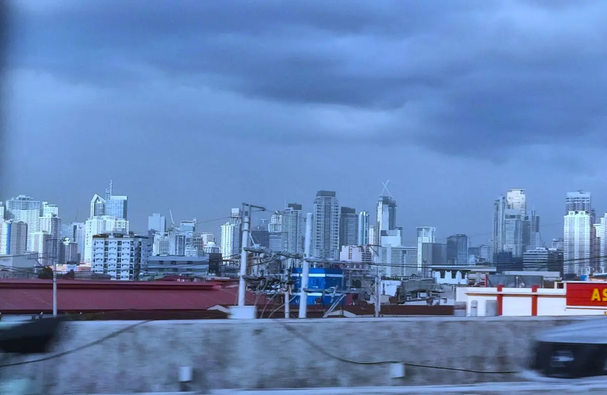 Skyline von Makati bei Tag